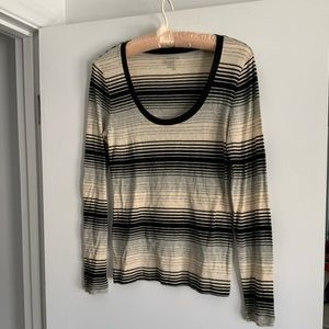 Old Navy long sleeve striped tee  size M